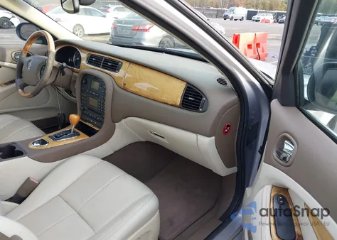 2005 Jaguar S-Type 3.0L V6 from USA, damaged, VIN SAJWA01T85FN29346